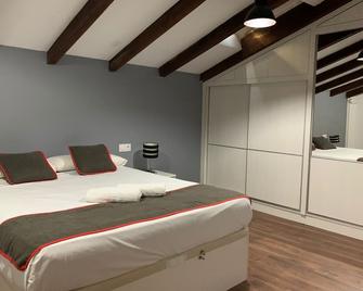 Luxury Apartments Puerto Valencia - Valencia - Bedroom