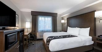 La Quinta Inn & Suites by Wyndham Anchorage Airport - Anchorage