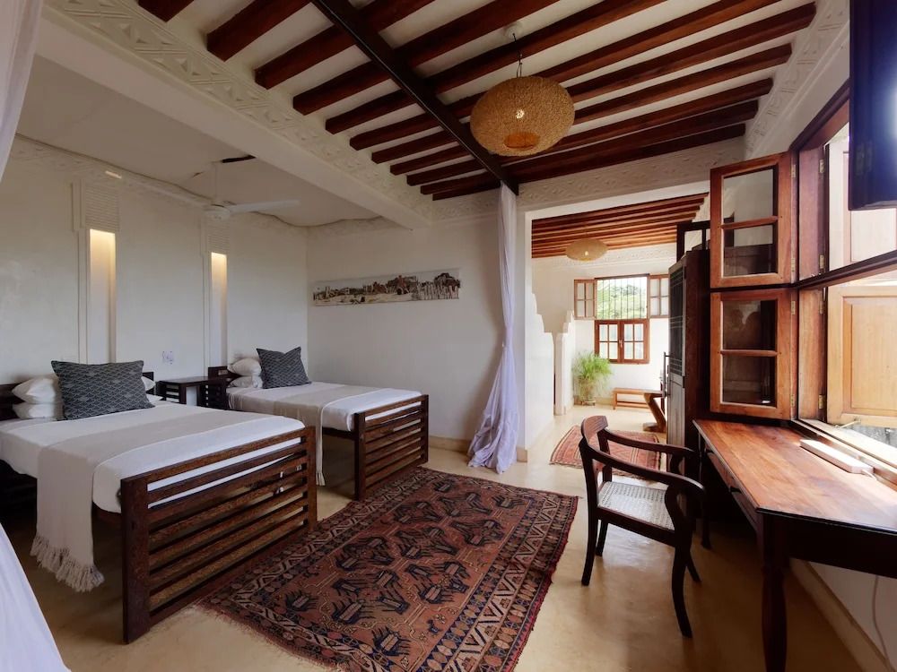 بيبوني هوتل