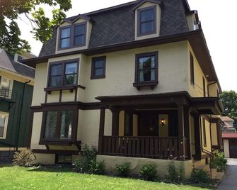 Dartmouth House - Rochester - Building