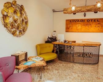 Livadi Hotel - Akçakoca - Front desk