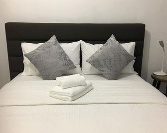 3br Penthouse Condo - Awesome Language Lake View Tagaytay - Ultimate Staycation - Tagaytay - Bedroom