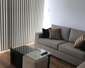 New Apartment In Pueblo Libre in front of Park - Lima - Living room