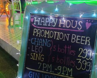 Mahana Hostel & Beach Bar Pattaya - Jomtien