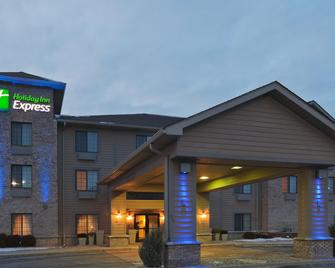 Holiday Inn Express Greensburg - Greensburg - Building