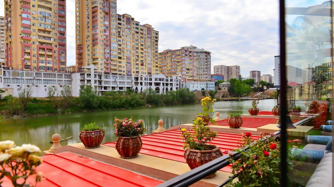 فندق لايك بالاس باكو