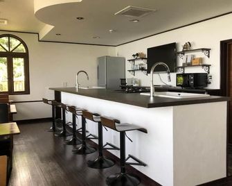 The Little Garden - Miyazaki - Kitchen