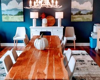 Amazing Views of the Endless Mountains - Eagles Mere - Comedor