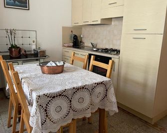 Residence Belvedere - Santo Stefano di Sessanio - Jídelna