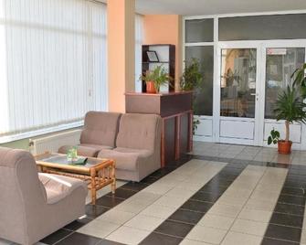 Hotel Wesso - Kavarna - Lobby
