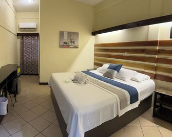 Sky Inn - Caye Caulker - Bedroom