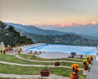 Himalayan Horizon - Dhulikhel - Piscine