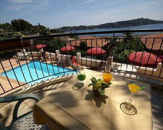 Hôtel La Flore - Villefranche-sur-Mer - Balcón