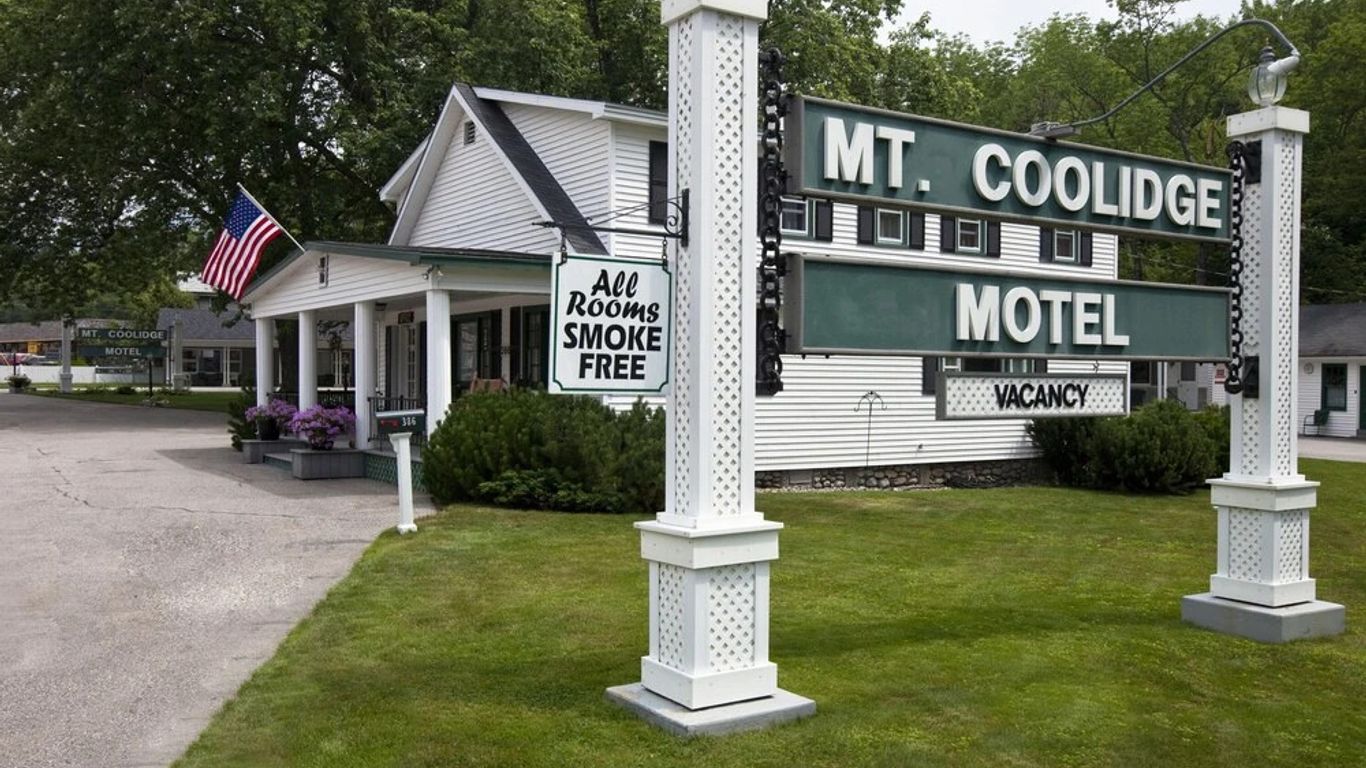 Mount Coolidge Motel