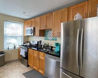 Townhouse next-door to Johns Hopkins Hospital - Baltimore - Cuisine