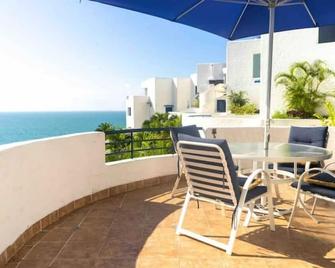 Suite with excellent view near the beach WI-FI - Same - Balcón