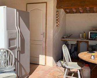Quiet room in the hill - Le Puy-Sainte-Réparade