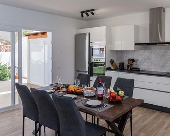 Villa Tagoror (Villaverde) - Villaverde - Salle à manger