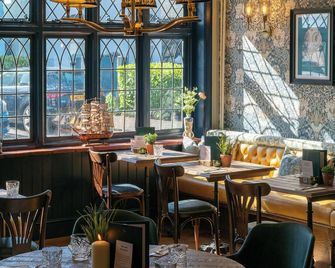 The Mayflower - Lymington - Restaurant