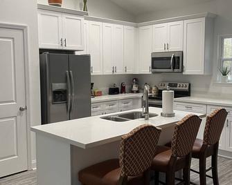 Entire Brand New house in historic Monticello Fl - Monticello