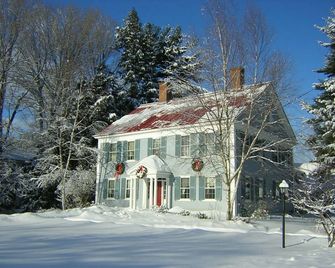 Centennial House - Northfield