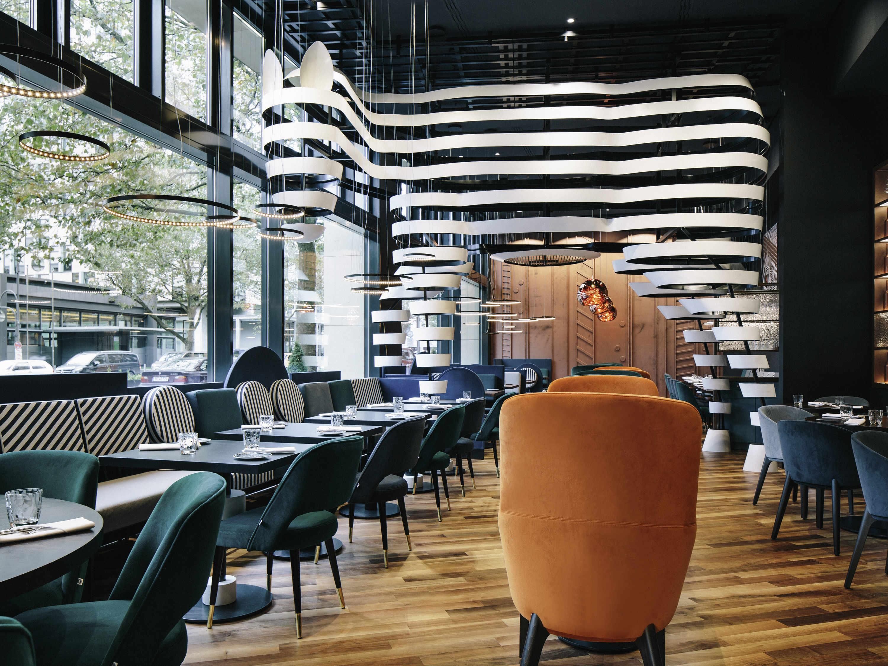 Pullman Berlin Schweizerhof - ברלין - מסעדה