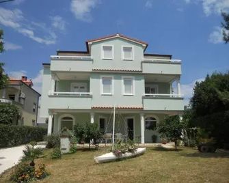 Studios Simona - Medulin - Budova