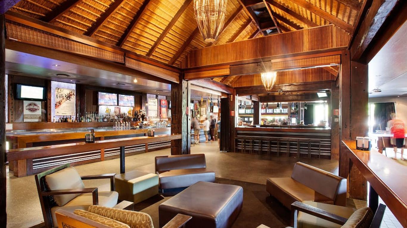 Villa Noosa Hotel