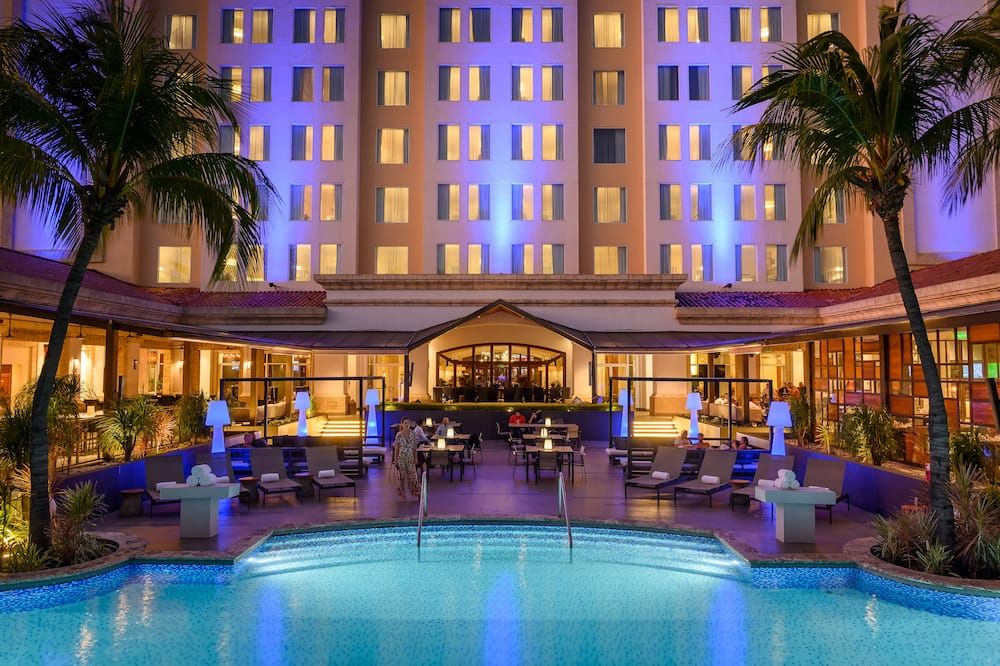 Intercontinental Hotels Managua At Metrocentro Mall By IHG - מנגואה - בריכה