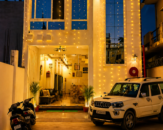 Raghuvar Inn - Ayodhya - Edificio