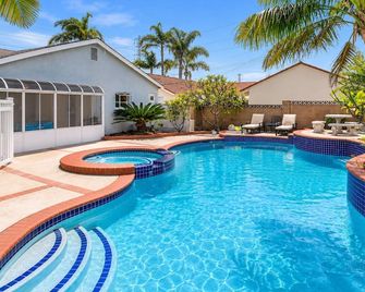 Minnie's House - Anaheim - Pool