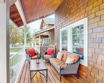 Serenity Bungalow - Dover - Balcony