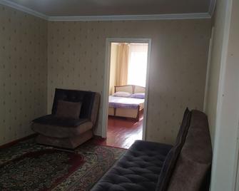 Guli House - Tashkent - Living room