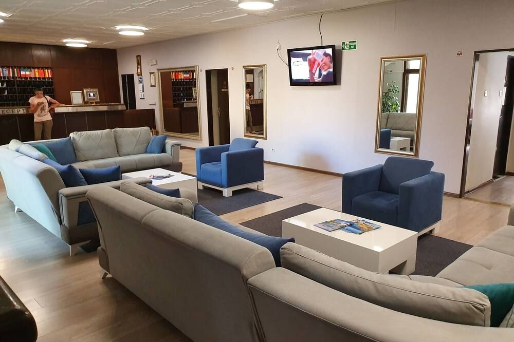 Hotel Vojvodina thumbnail 3