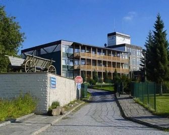 Landhotel Harz - Bad Suderode - Building