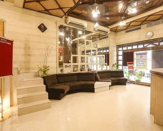 Fabhotel Prime Darshan Tower - Ca Road - Nagpur - Lobby