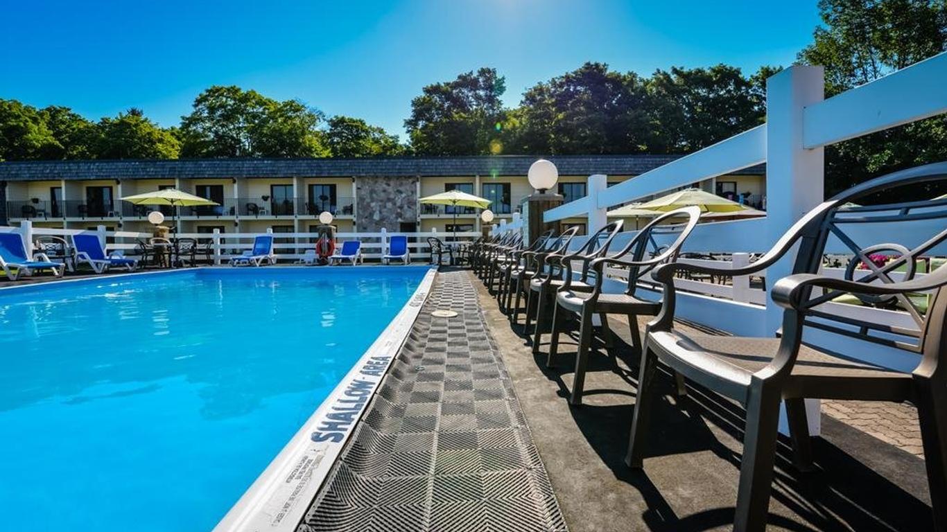 The June Motel, Sauble Beach