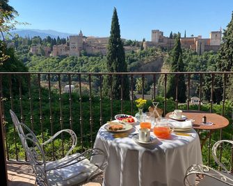 La Casa Juanranas - Granada - Balcón