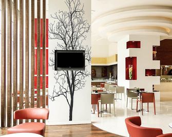 ibis Bengaluru City Centre - באנגאלור - מסעדה