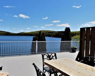 Auberge Du Lac Malcom - Sayabec - Balcón