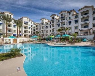Wonderful 2 Bedroom Brand NEW Condo at The Cays Ocotillo! 30 Night Min! by RedAwning - Chandler - Pool