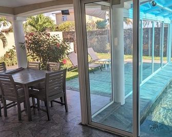 Villa De Alisha - Blue bay