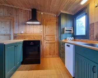 Amazing Home in Sjusjoeen With Sauna - Sjusjøen - Kitchen