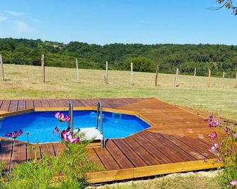 Private Pool!! Sunset Cottage. With Stunning Views Of The Chateau And The Valley - Rouffignac-Saint-Cernin-de-Reilhac - Piscine