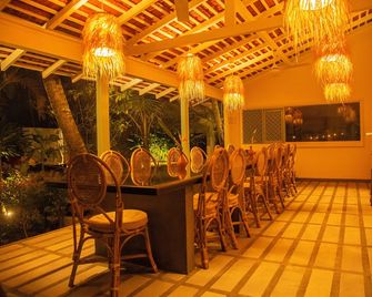 Water's Edge Villa Ahangama - Ahangama - Restaurant