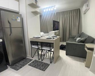 Studio 5 minutes from the Metro, Expo Center Norte, Anhembi - São Paulo - Comedor