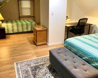 Spring Lake Manor - Rutgers | Nyc | Middlesex County New Jersey - Extended Stay - South Plainfield - Bedroom