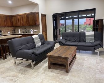 Casa Bella Cerritos - El Pescadero - Wohnzimmer