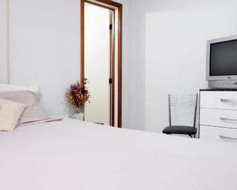Apto Centro Floripa 02 - Florianopolis - Bedroom
