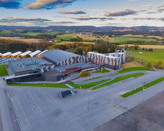 X Hotel - Skjetten - Building